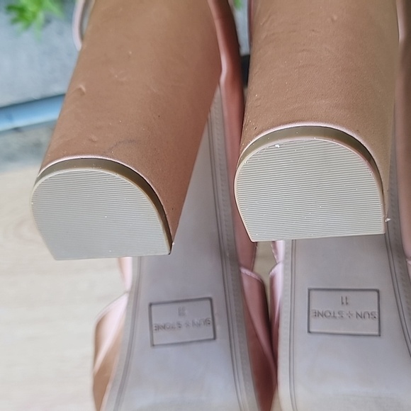 Sun + Stone Reeta Pink Satin block heels ankle strap pumps Size 11 NWOT - Picture 6 of 10